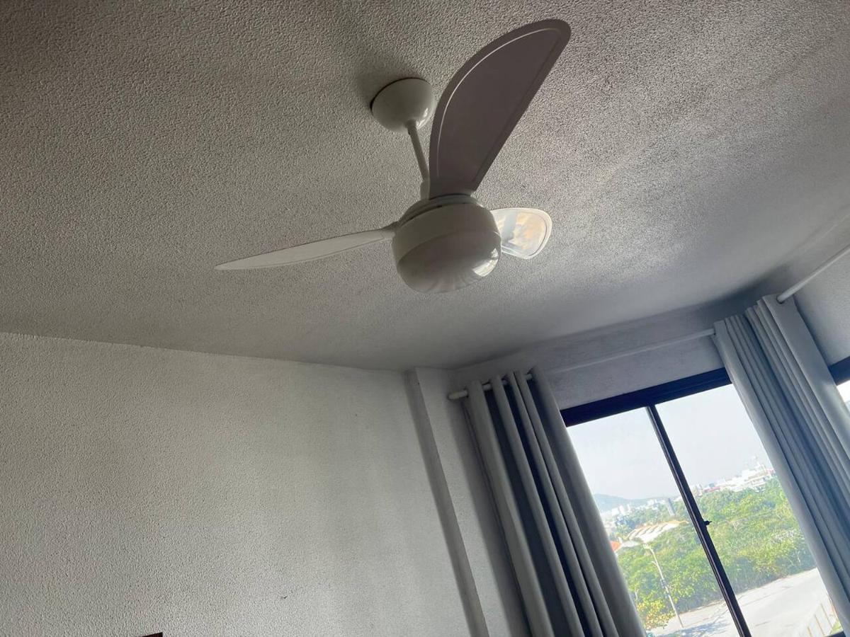 Ferienwohnung Apartamento Maravilhoso, Completo,1 Quarto Com Cama Queen E Sofa Retratil, Bi Cama Embutida, Colchao Extra, Vista Pro Mar, Dormem 5, Pe Na Areia, Jacuzzi, Piscina Wifi,Self Checkin, Automatizado Florianópolis Exterior foto